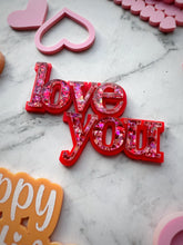 Load image into Gallery viewer, Love you cake plaque
